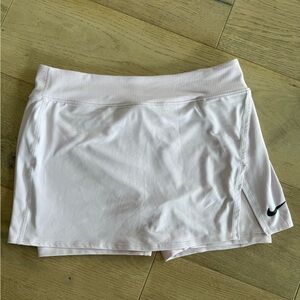 Nike Women's NikeCourt Victory Tennis Skort